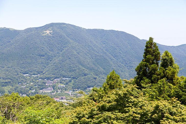 スタジオーネ 箱根強羅 West - Stagione Hakone Gora West Apartment Екстериор снимка